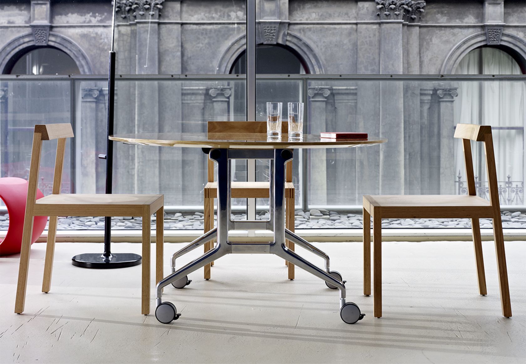 Marina Fold Table Round