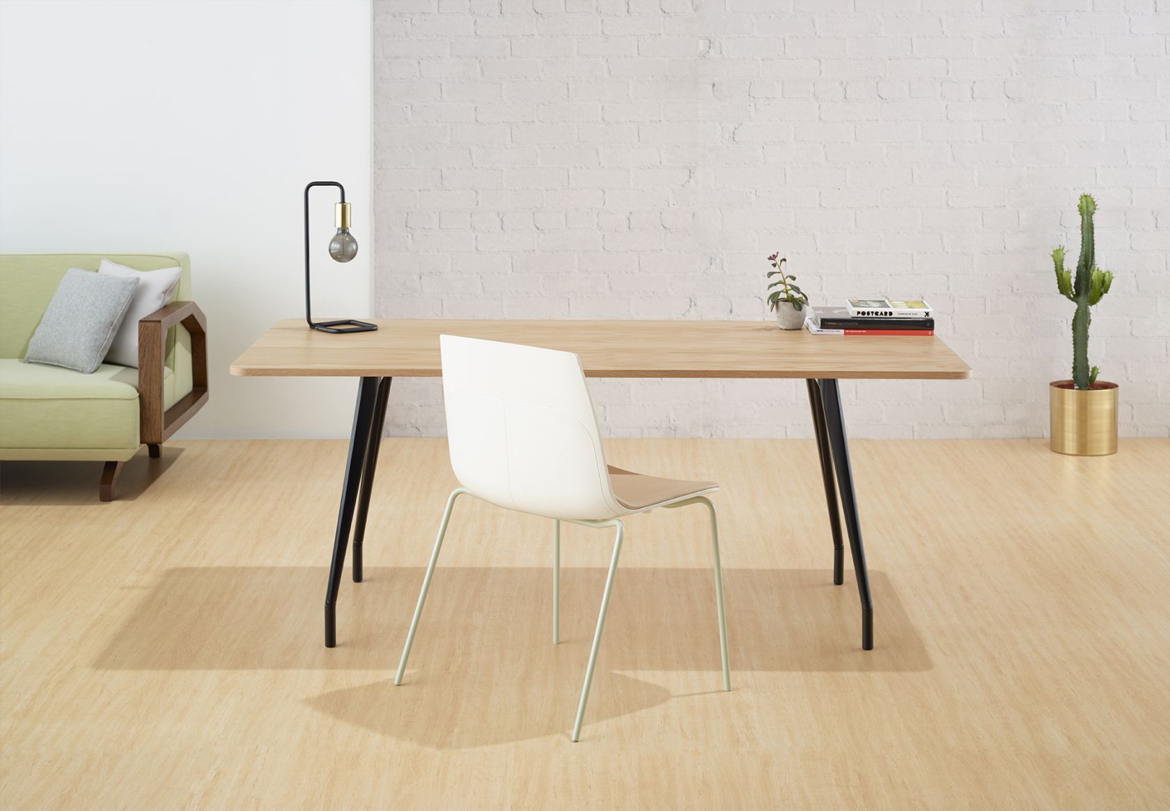 MR Chair and Aire Table