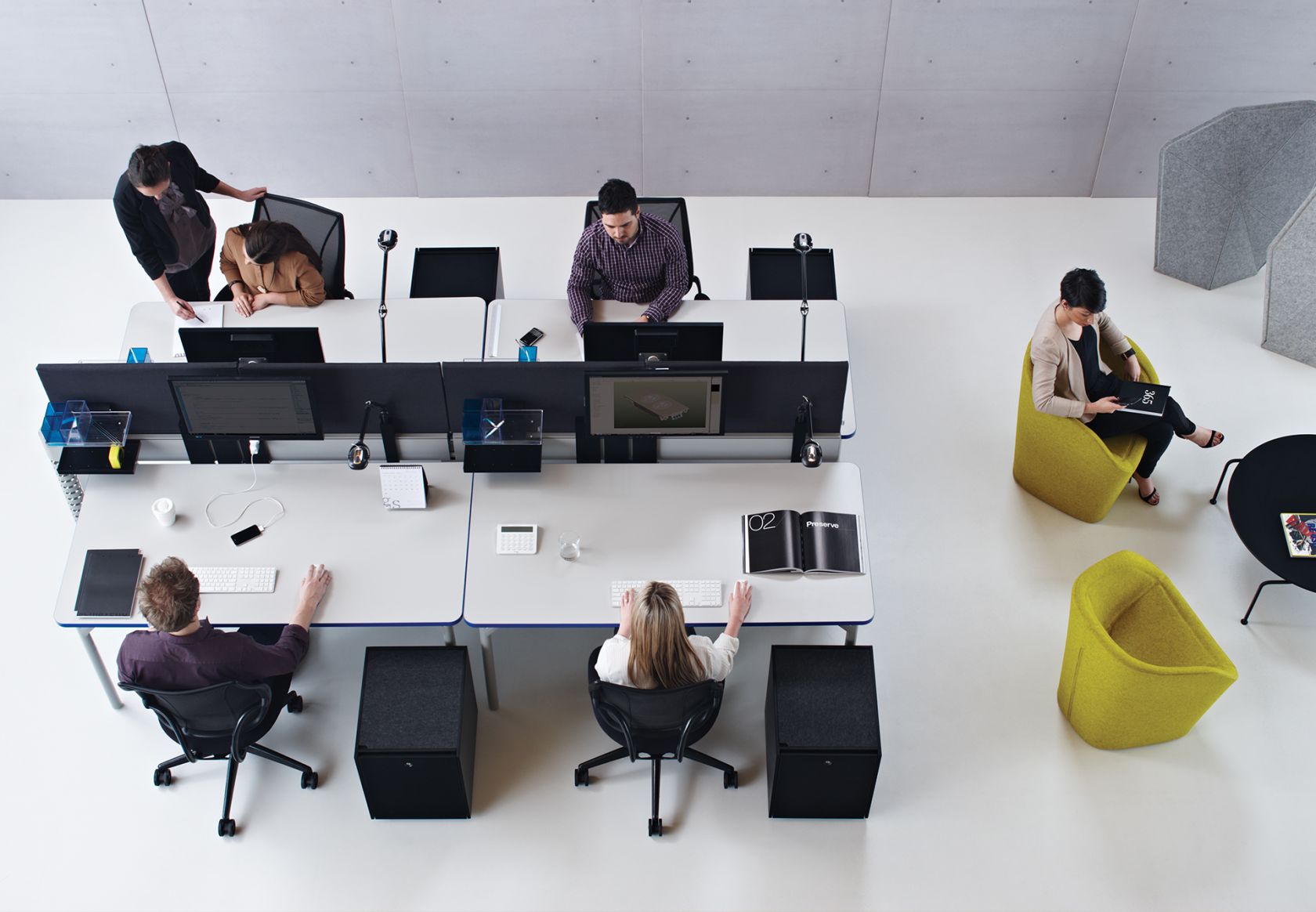 Climate Workstation, Diffrient World Task Chair, Storage Box, Soft Boundary, Kayt Table and Blom Chair