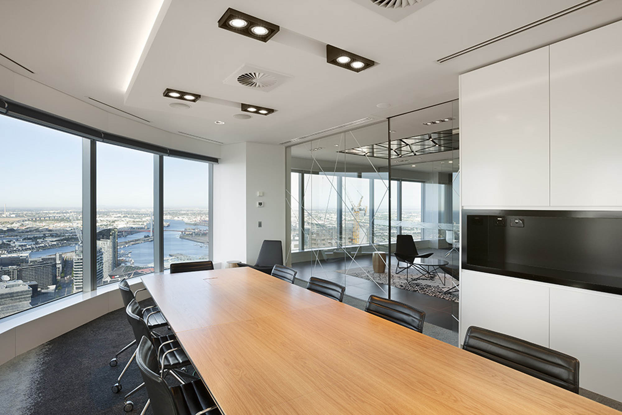 ferrier hodgson melbourne office fitout boardroom highrise 