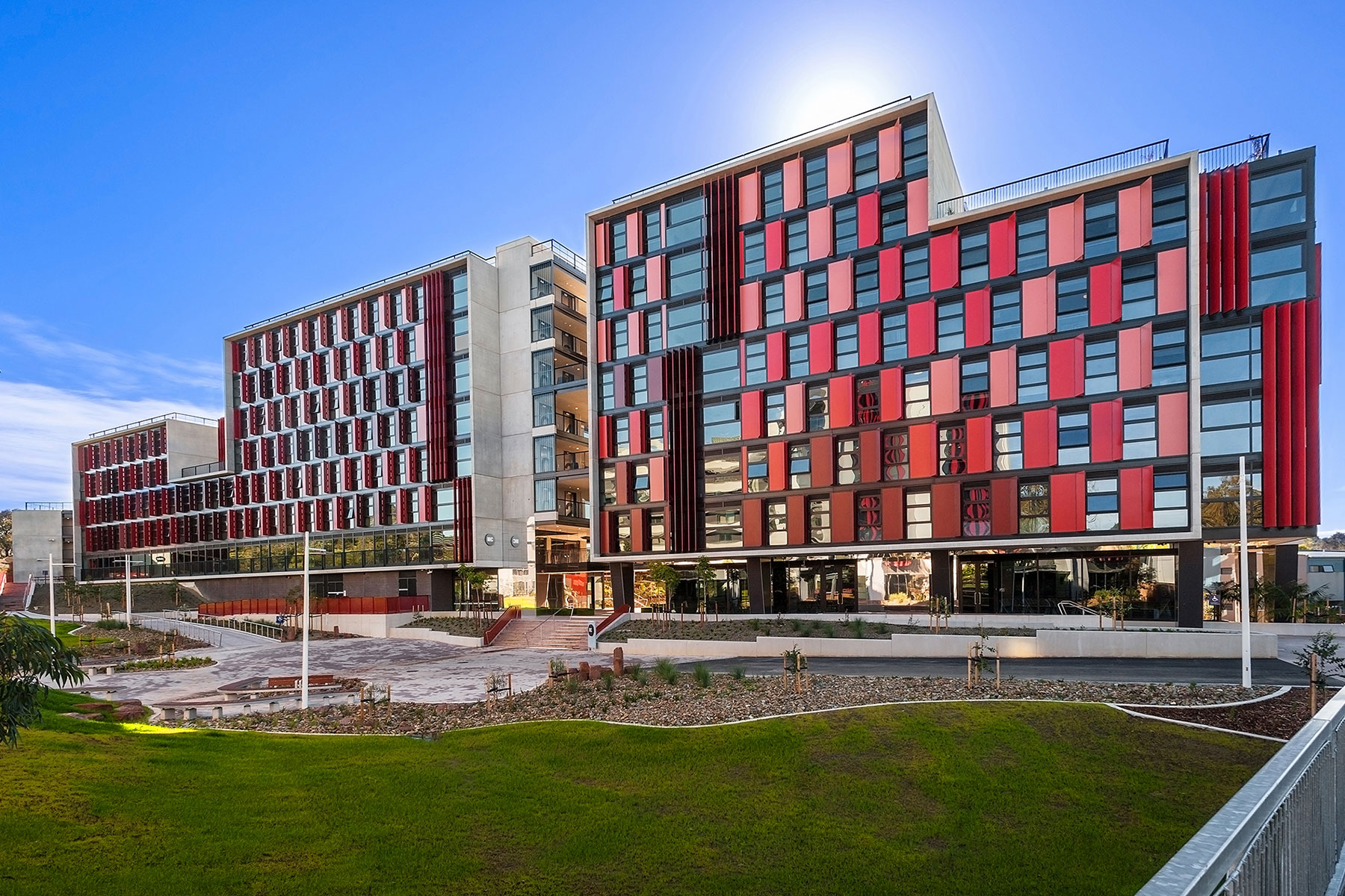 heritage glass used in deakin university building 