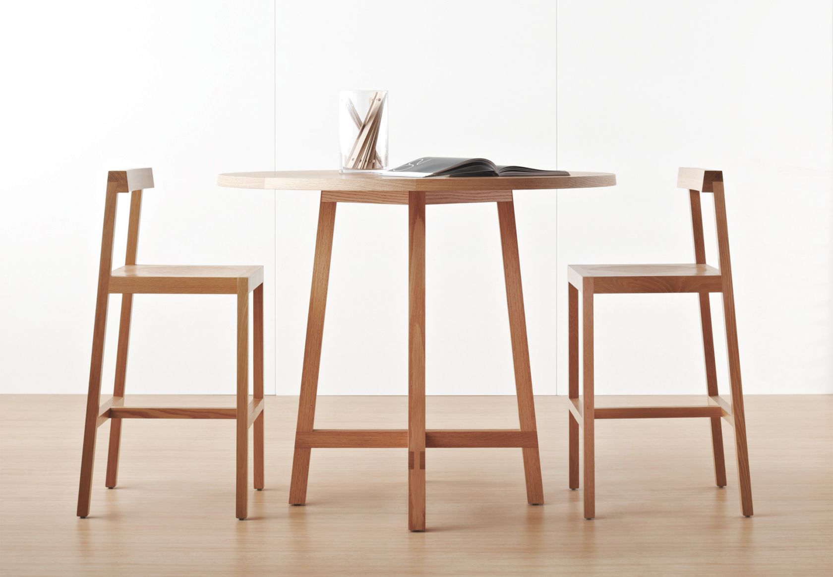 Toro Table and Toro Chair