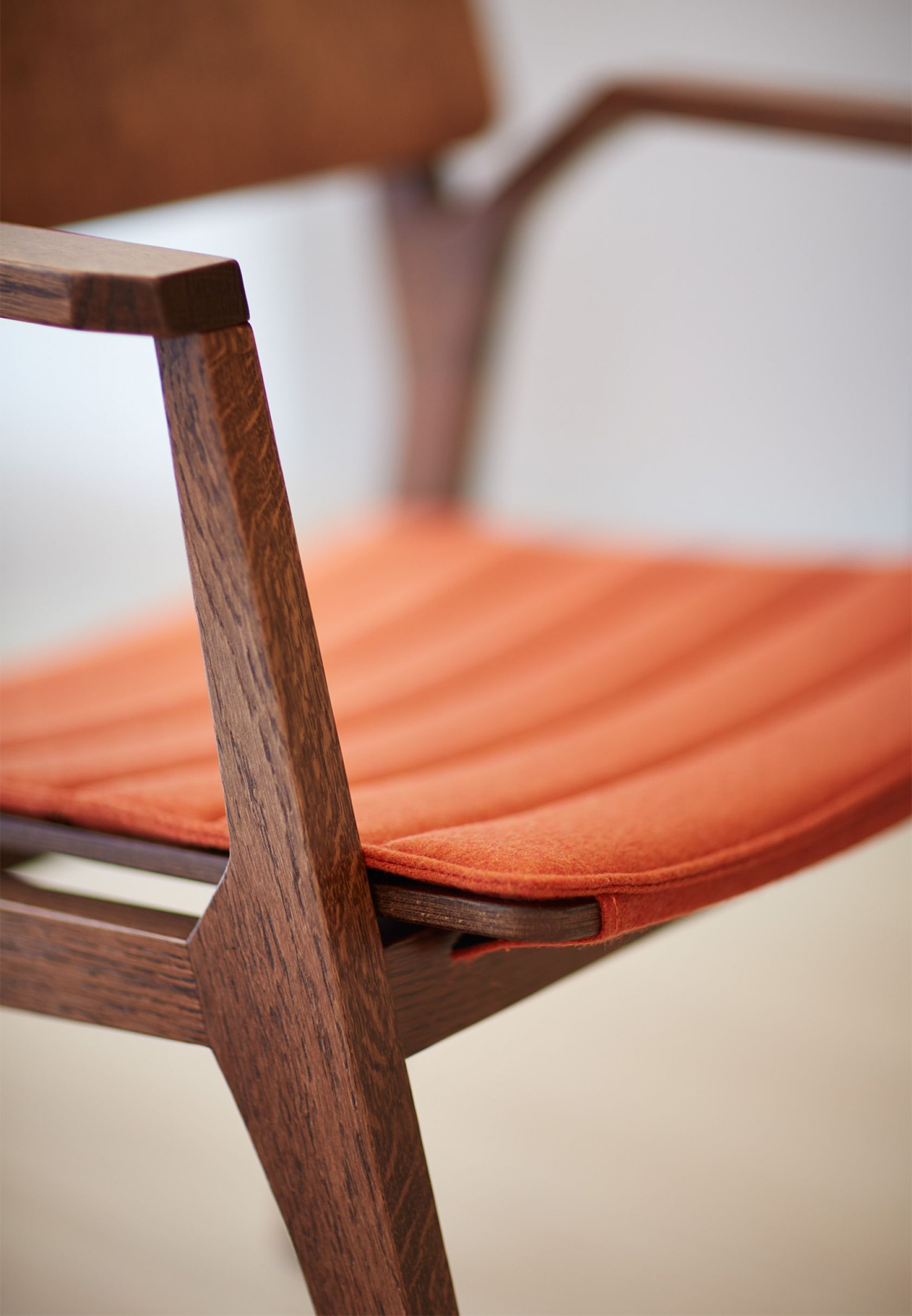Maui Chair light brown P