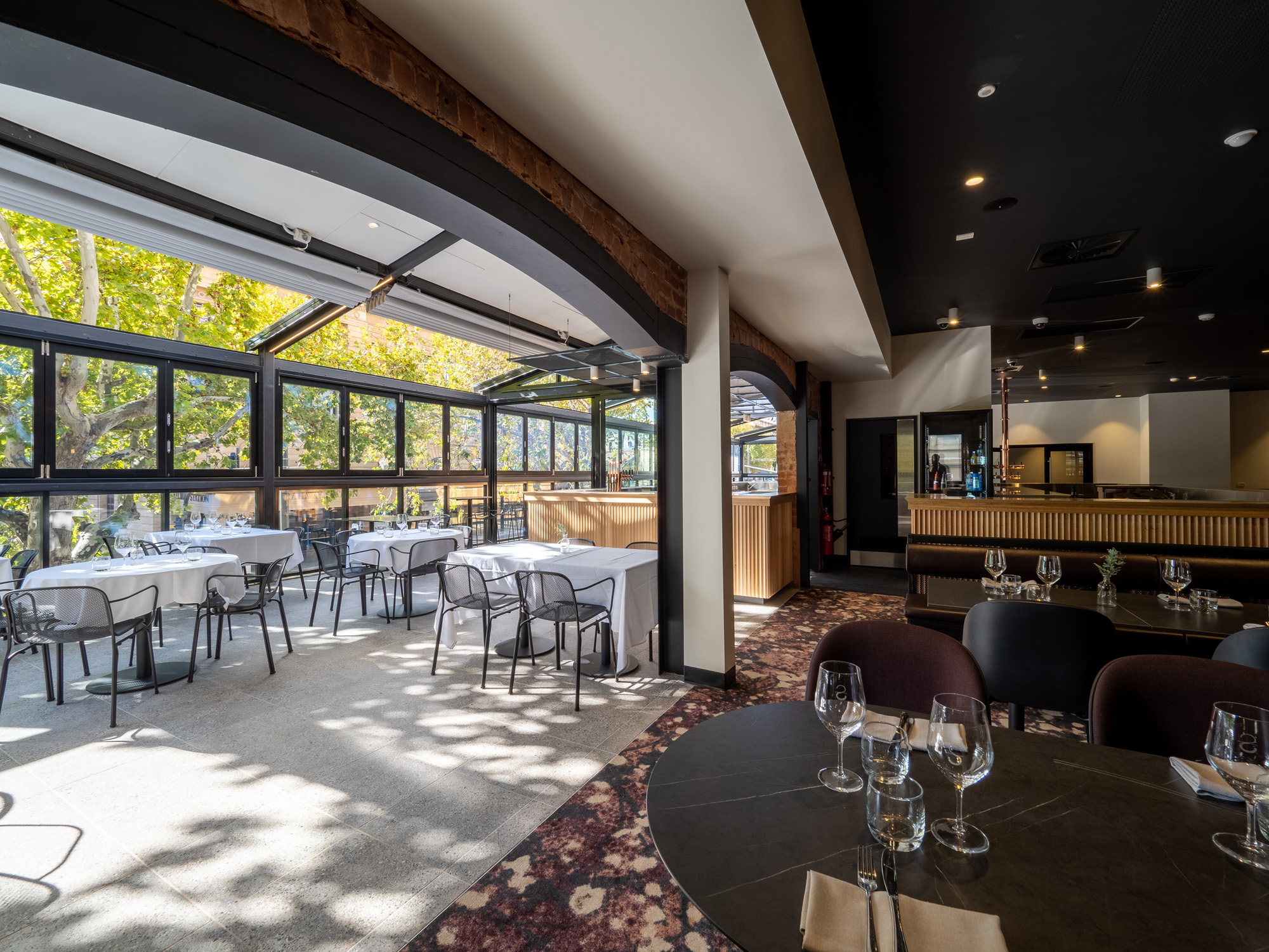 strathmore hotel adelaide verandah bar and dining