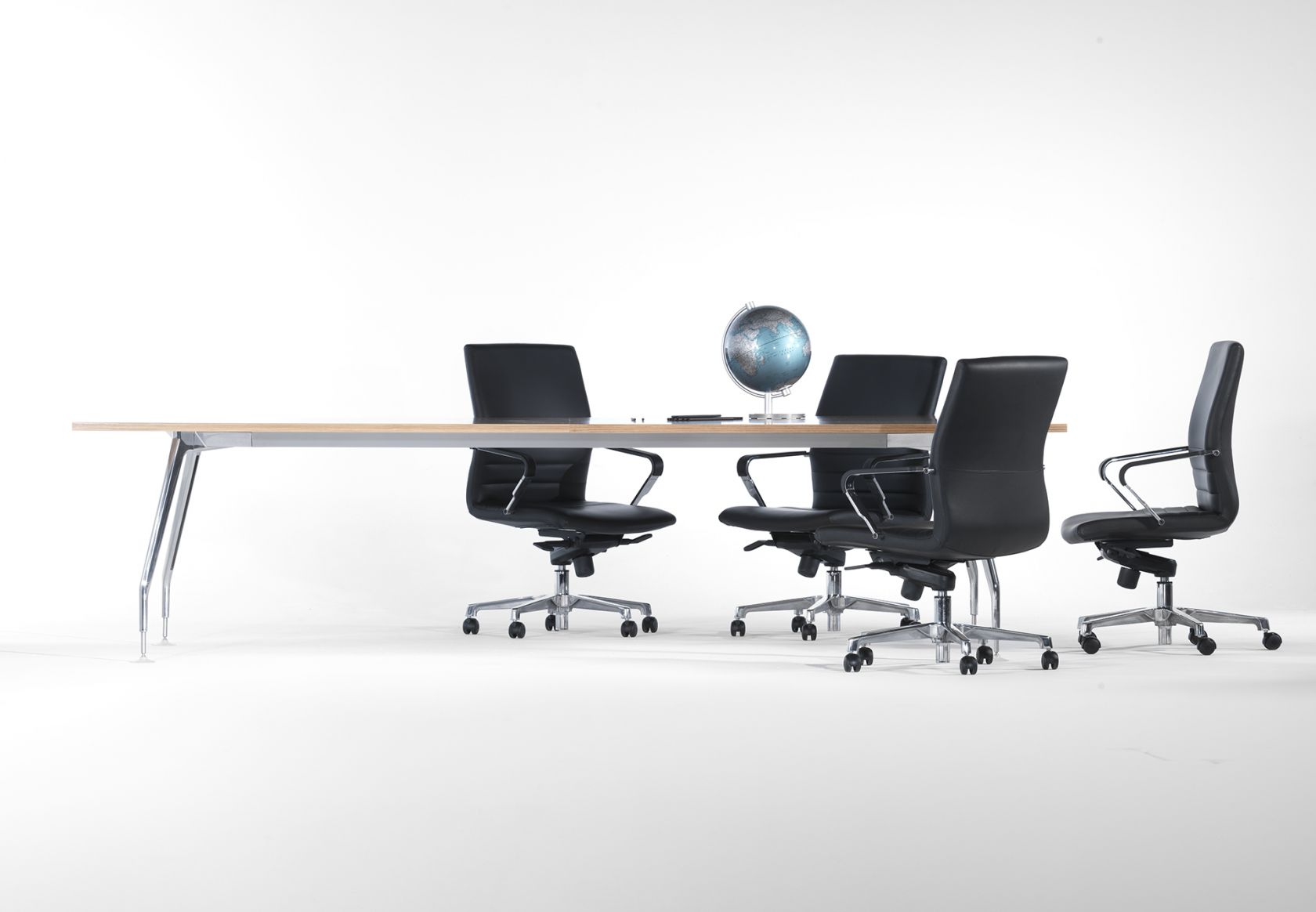 Marina Table