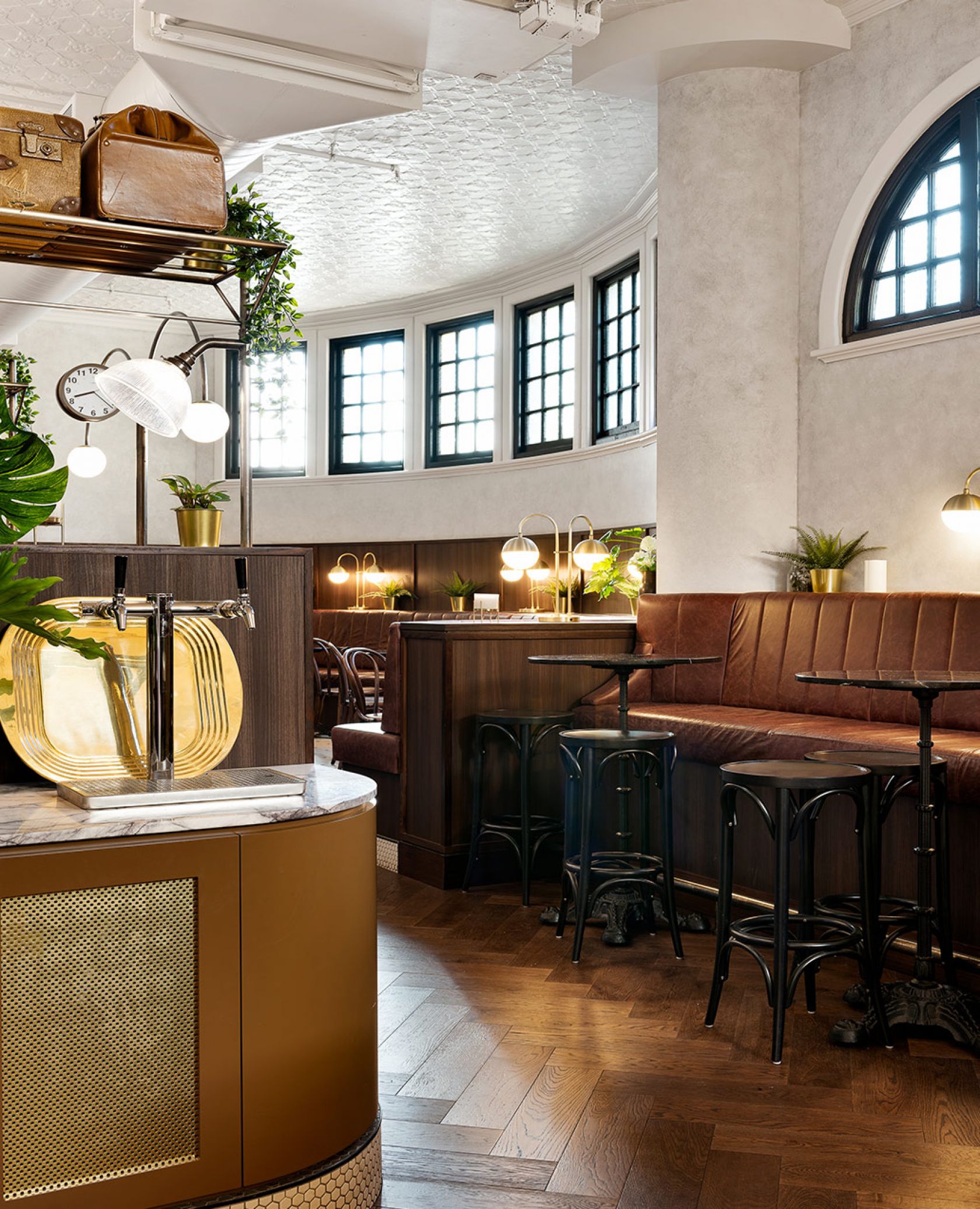 schiavello construction clocks bar heritage