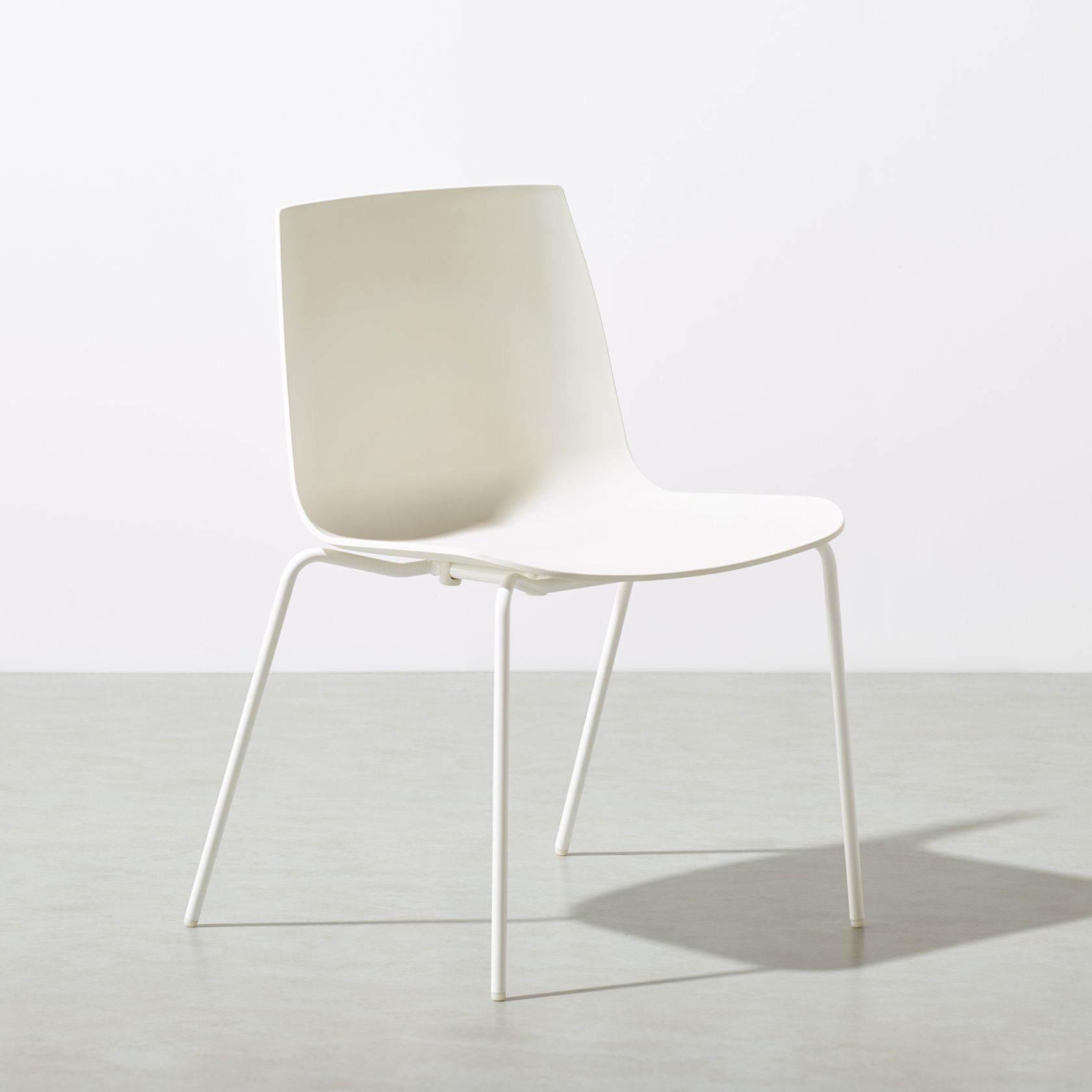 MR Chair
