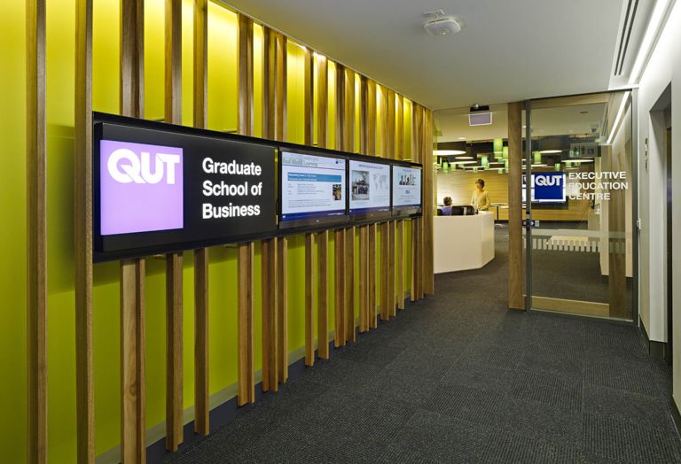 queensland-university-of-technology-executive-education-centre-education-building-upgrade-interior-refurbishment-qld-graduate-school-of-business-tv-signage-walk-way-timber[carousel]