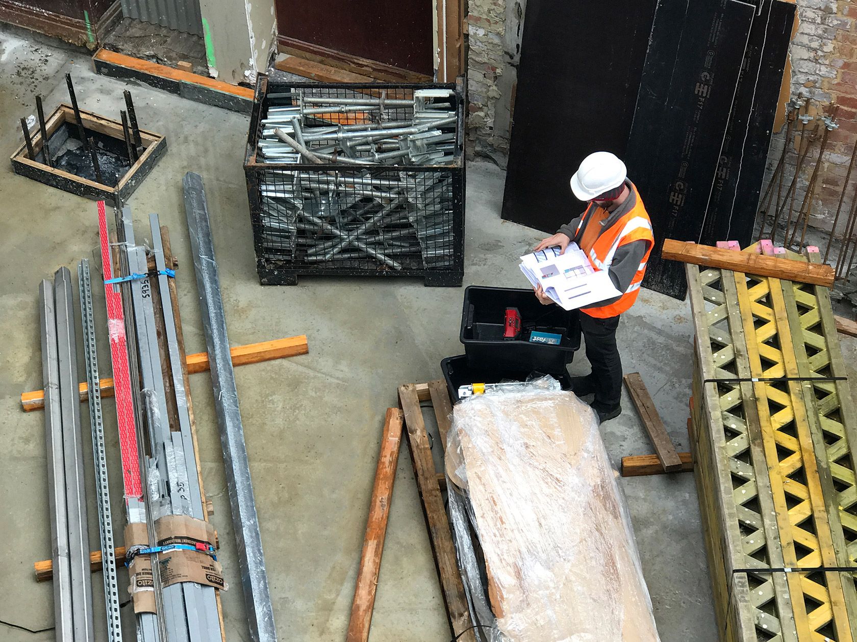 schiavello-employee-construction-site-materials.jpg