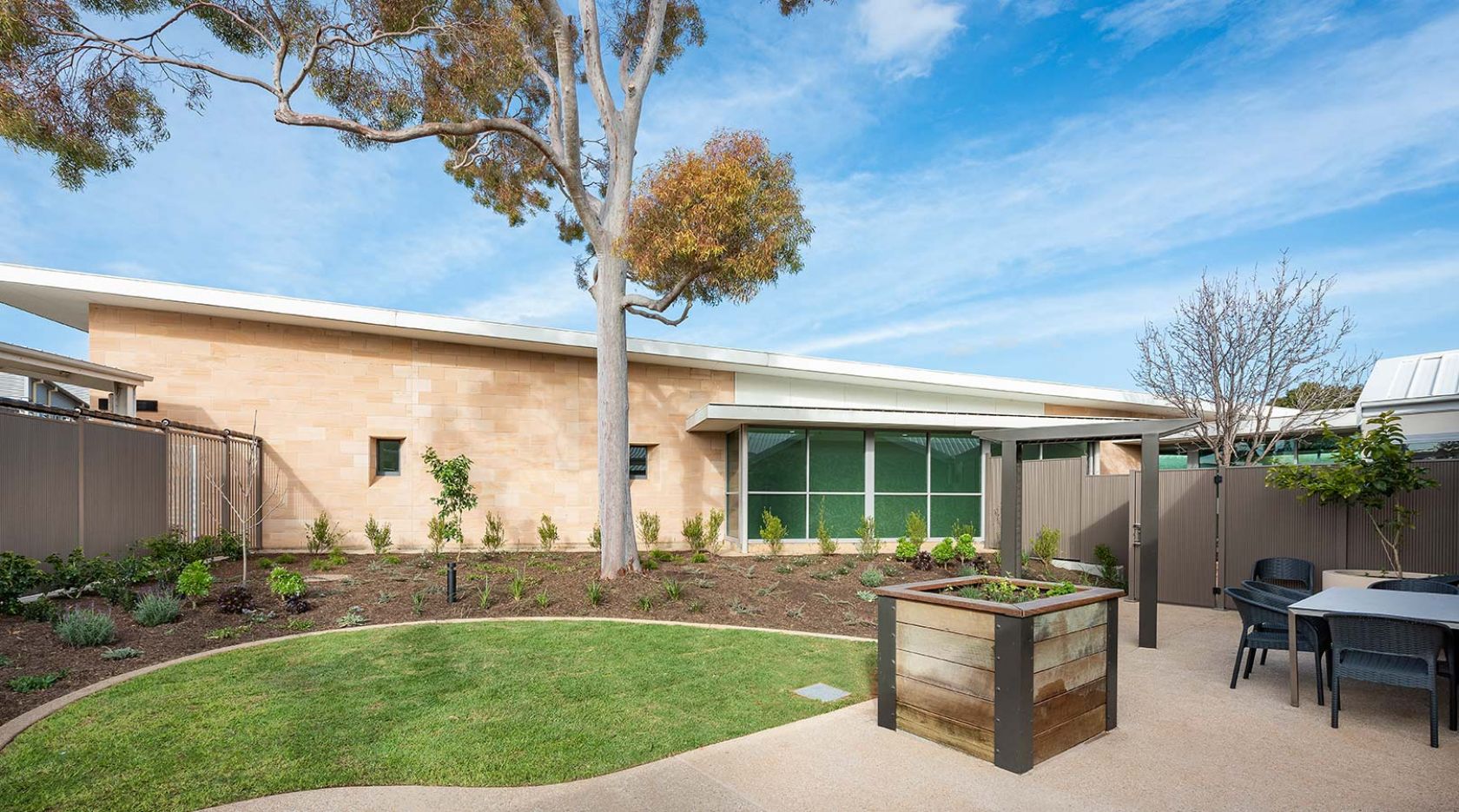 repatriation general hospital adelaide healthcare refurbishment outdoor courtyard landscape