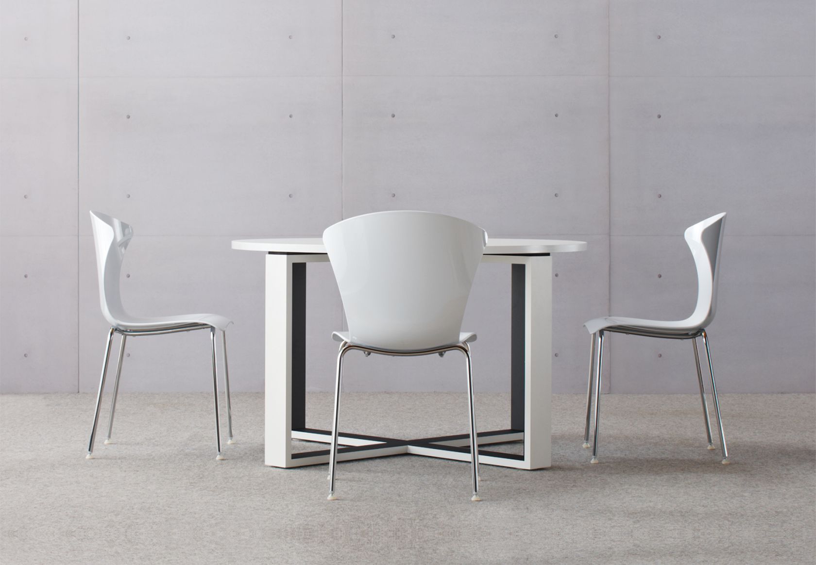Linear Square Table