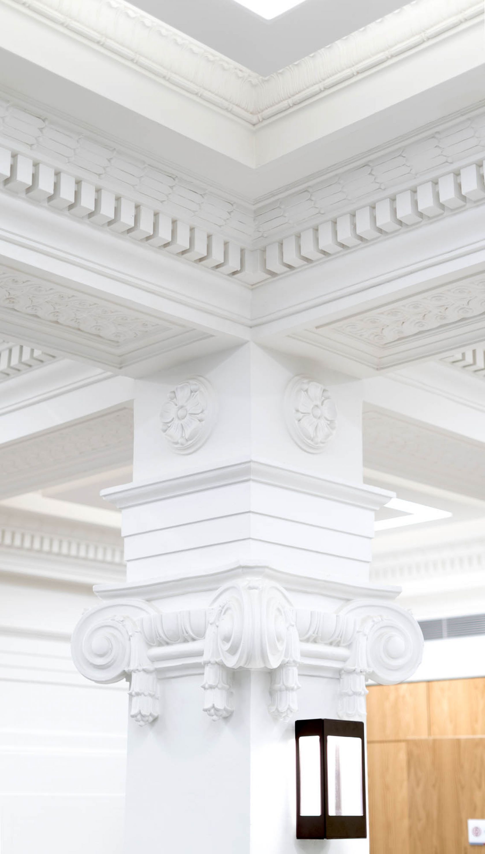 bank of china interior heritage concrete column with decorative plaster 