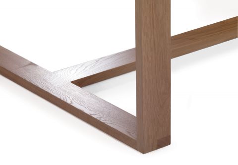 Geneva Table Leg Detail