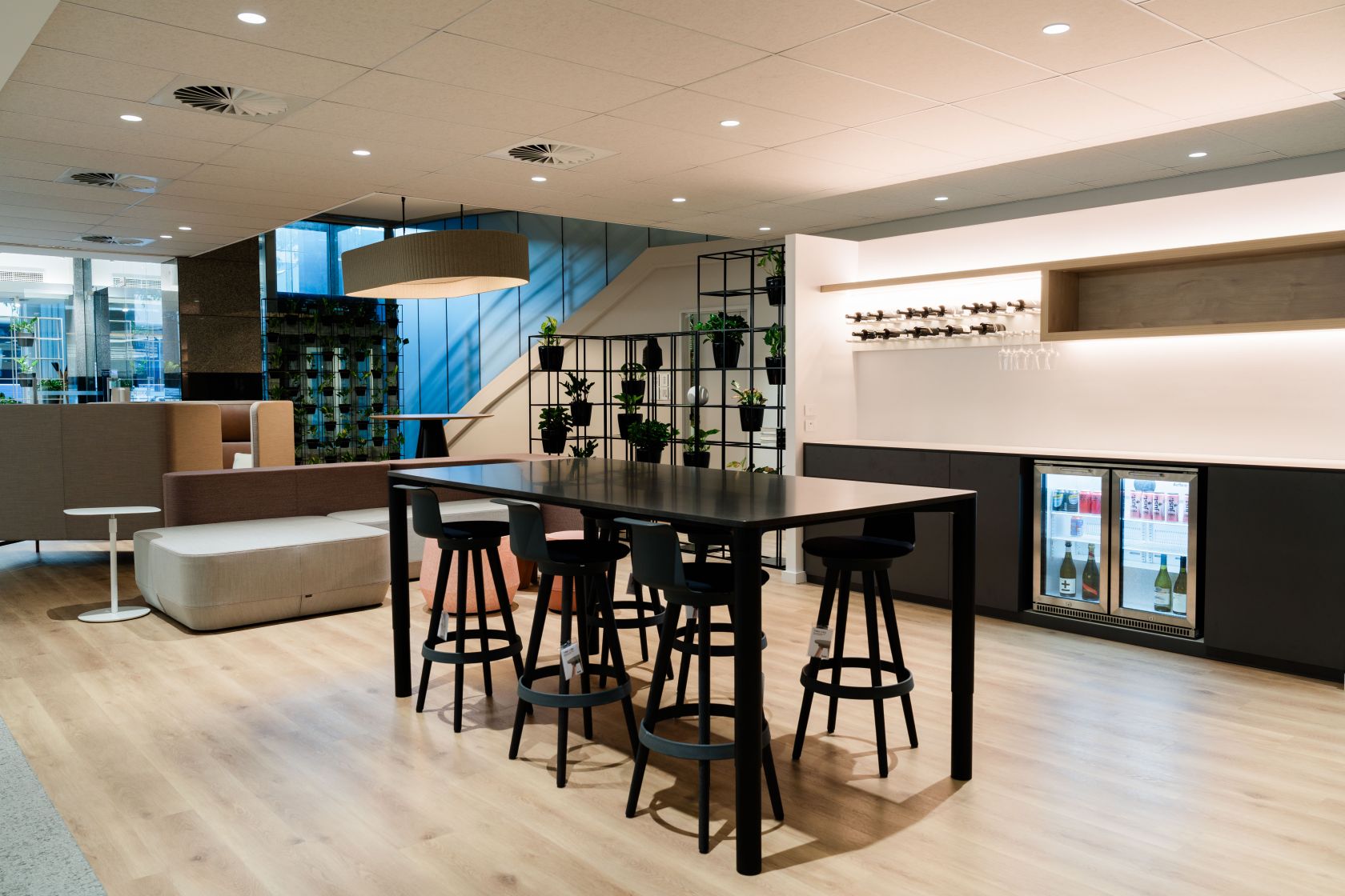 Kitchen dining area
