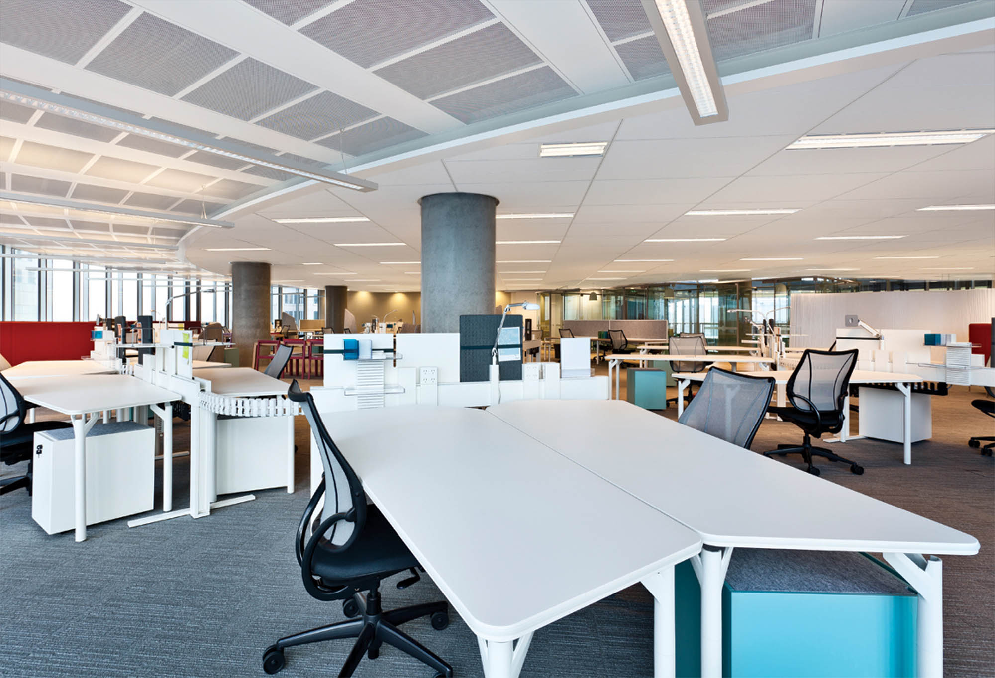 dexus nsw construction fitout office desk 3