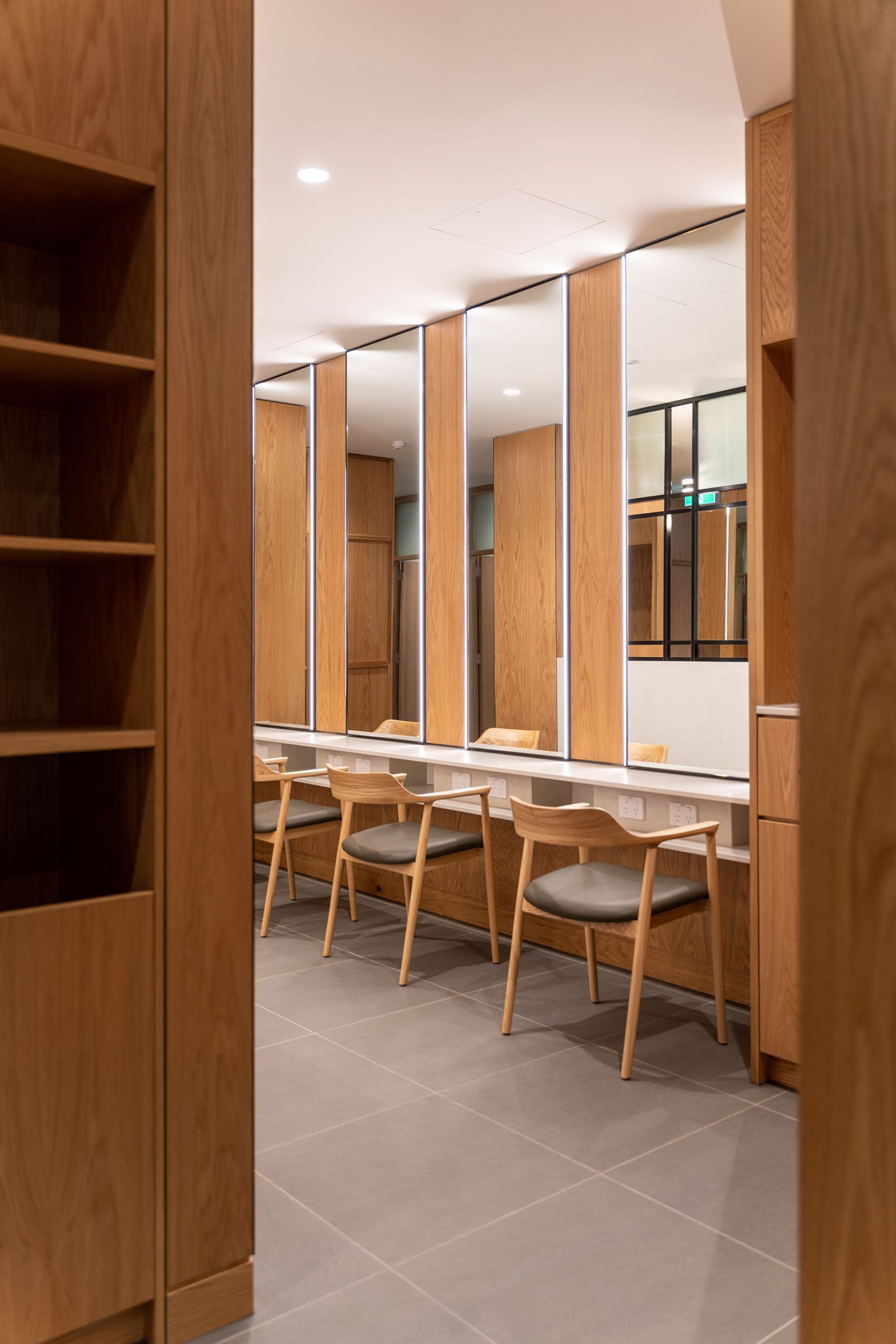 kooyonga golf club adelaide schiavello construction fitout change room