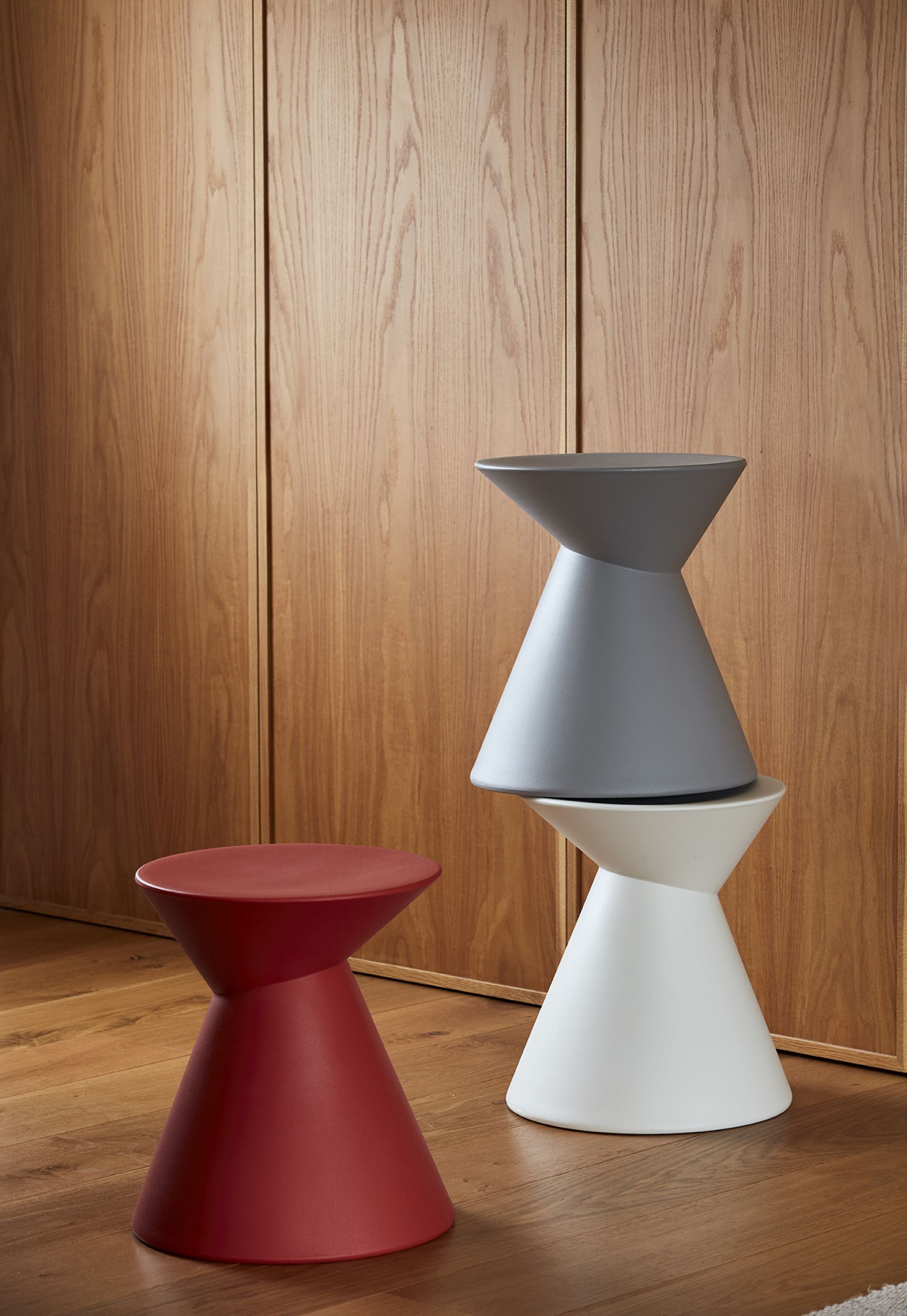 La La Stool grey, red and white