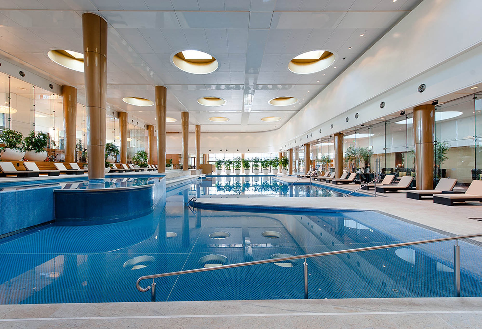 crown casino spa swimming indoor pool columns