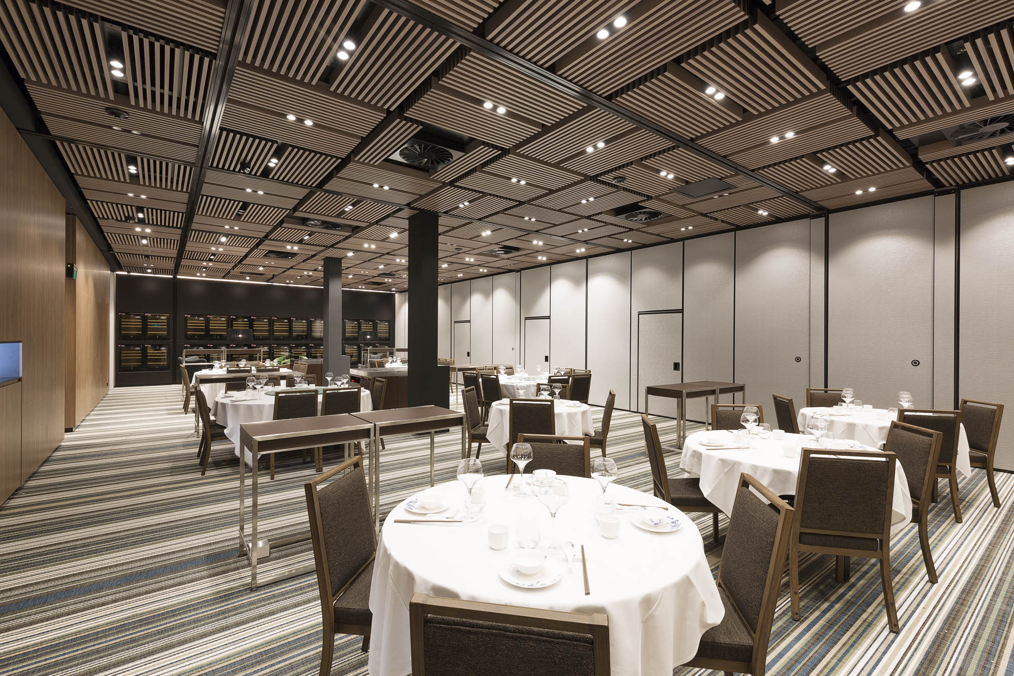 Golden Century Restaurant Fitout feature ceiling 