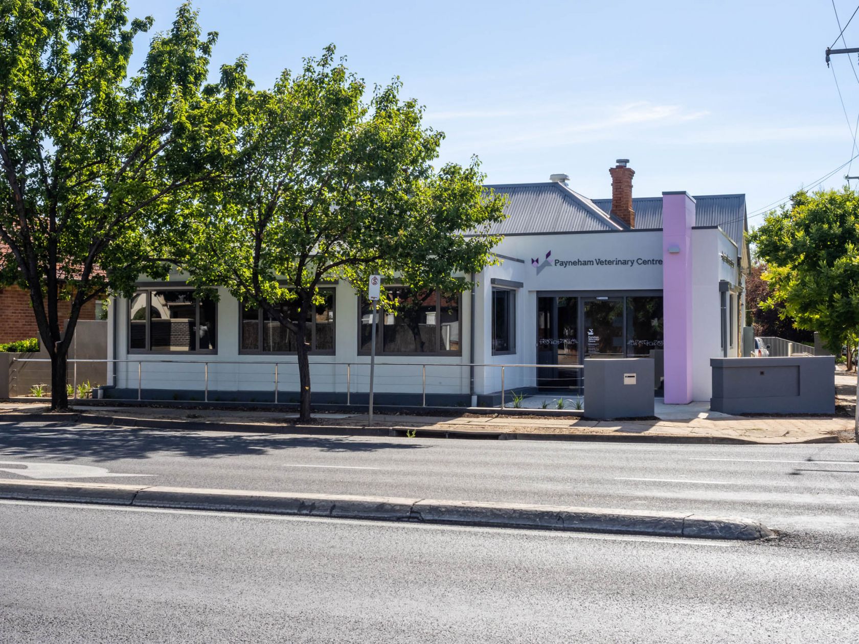 Payneham Veterinary Centre clinic healthcare animal pet construction new build heritage refurbishment adaptive reuse sandstone entry facade exterior building 