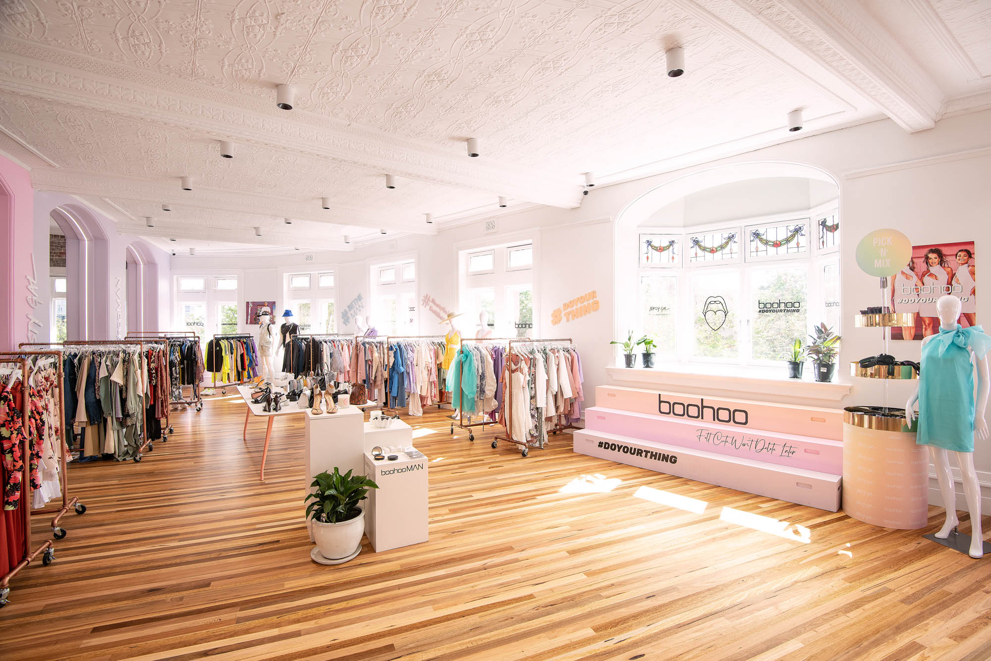 boohoo s New Sydney Headquarters Revives a Heritage Building